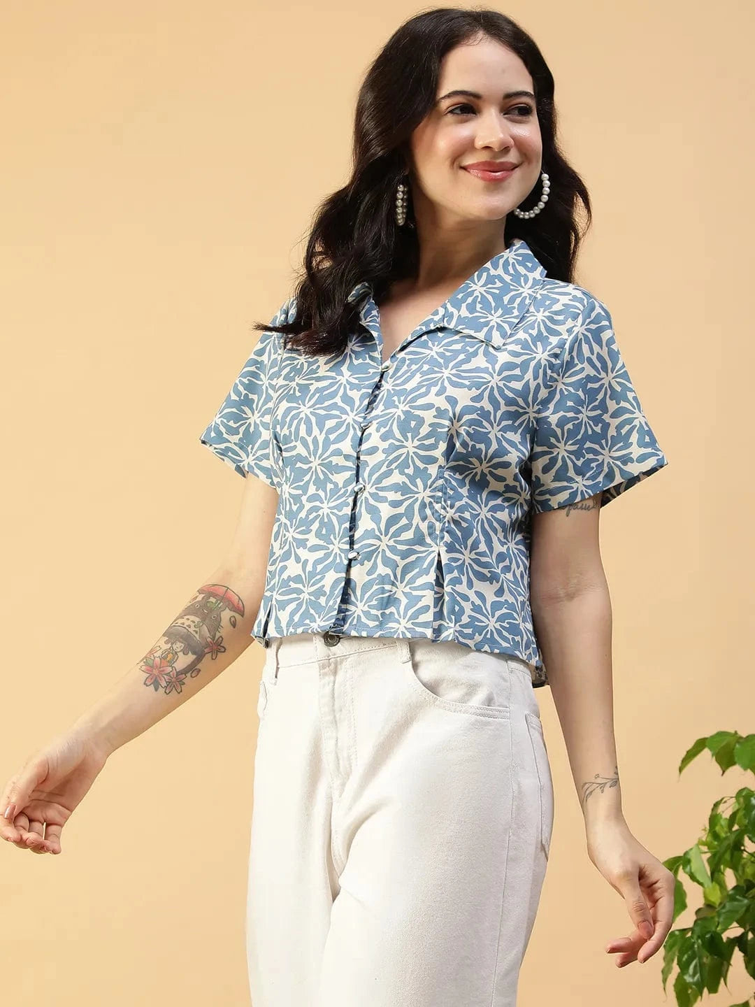 Boom Blue Floral Slub Print Collared Button Down Short Sleeve Women Top