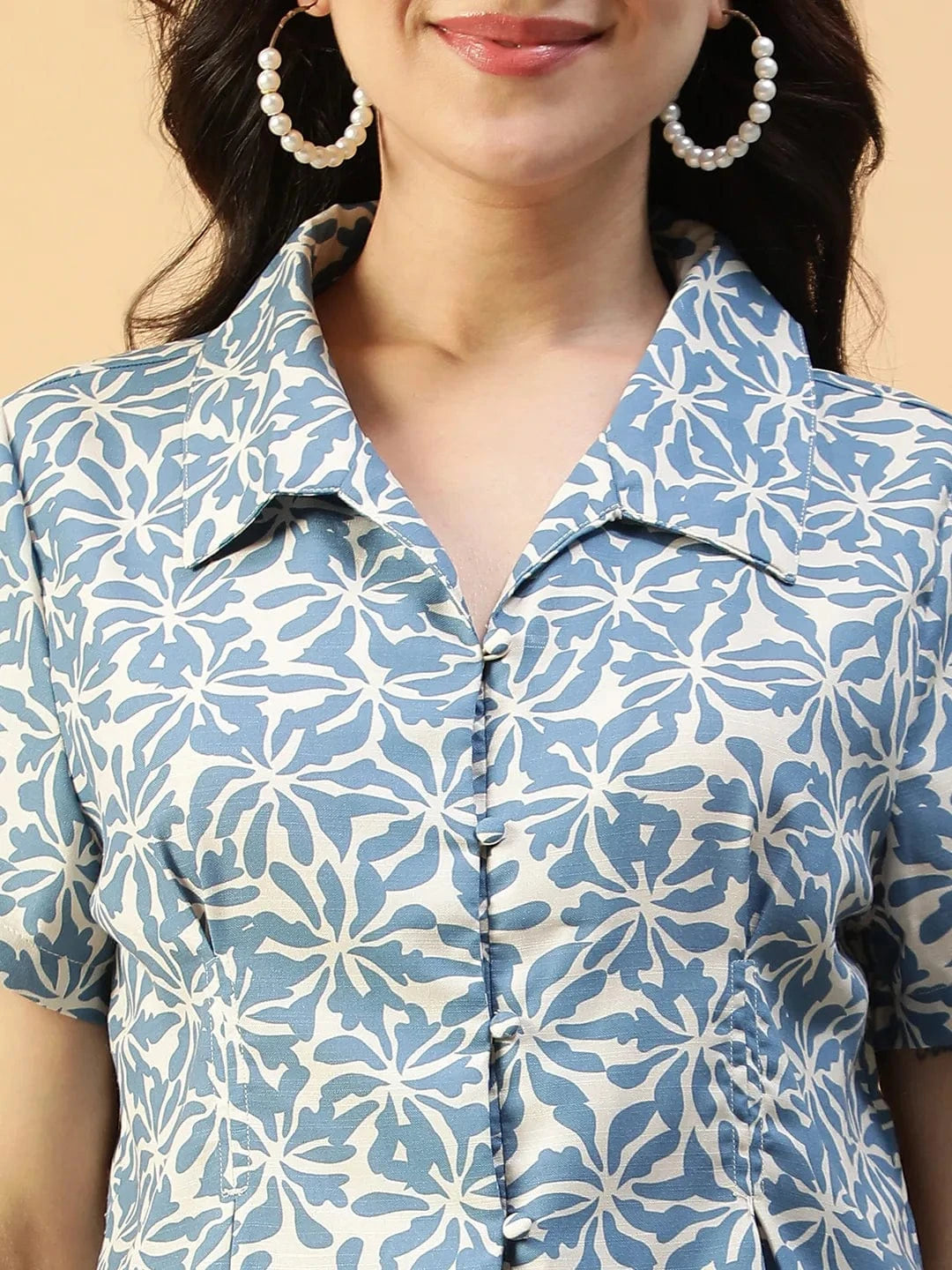 Boom Blue Floral Slub Print Collared Button Down Short Sleeve Women Top