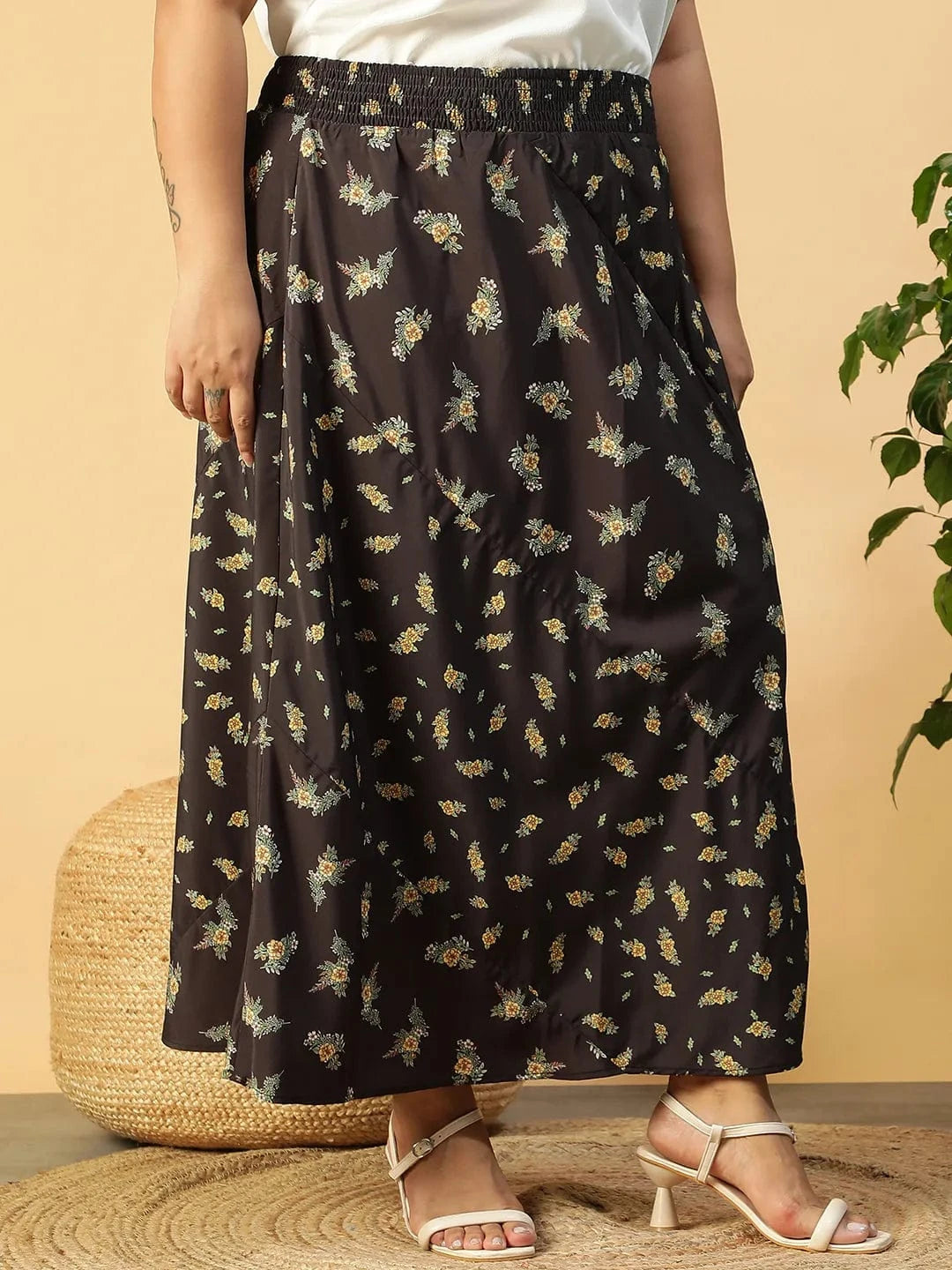 Women Plus Size Black Floral Print Elsaticated Plus Size Women Long Skirt With Slit Cut