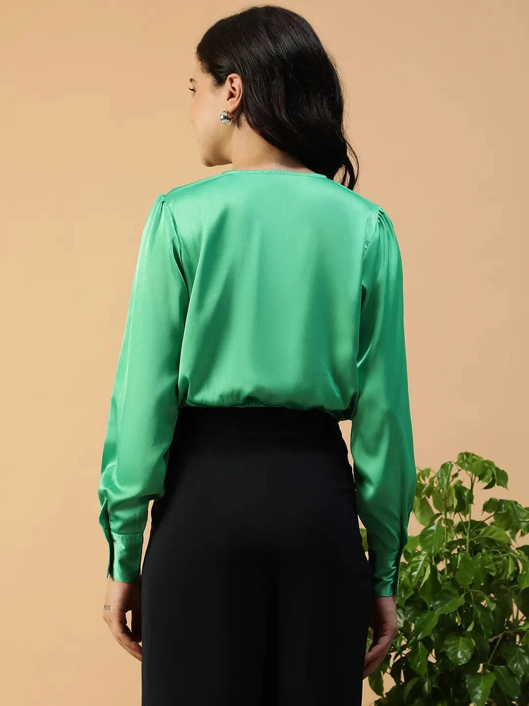 Popy Solid Green Long Sleeve Elasticated Women Satin Crop Top