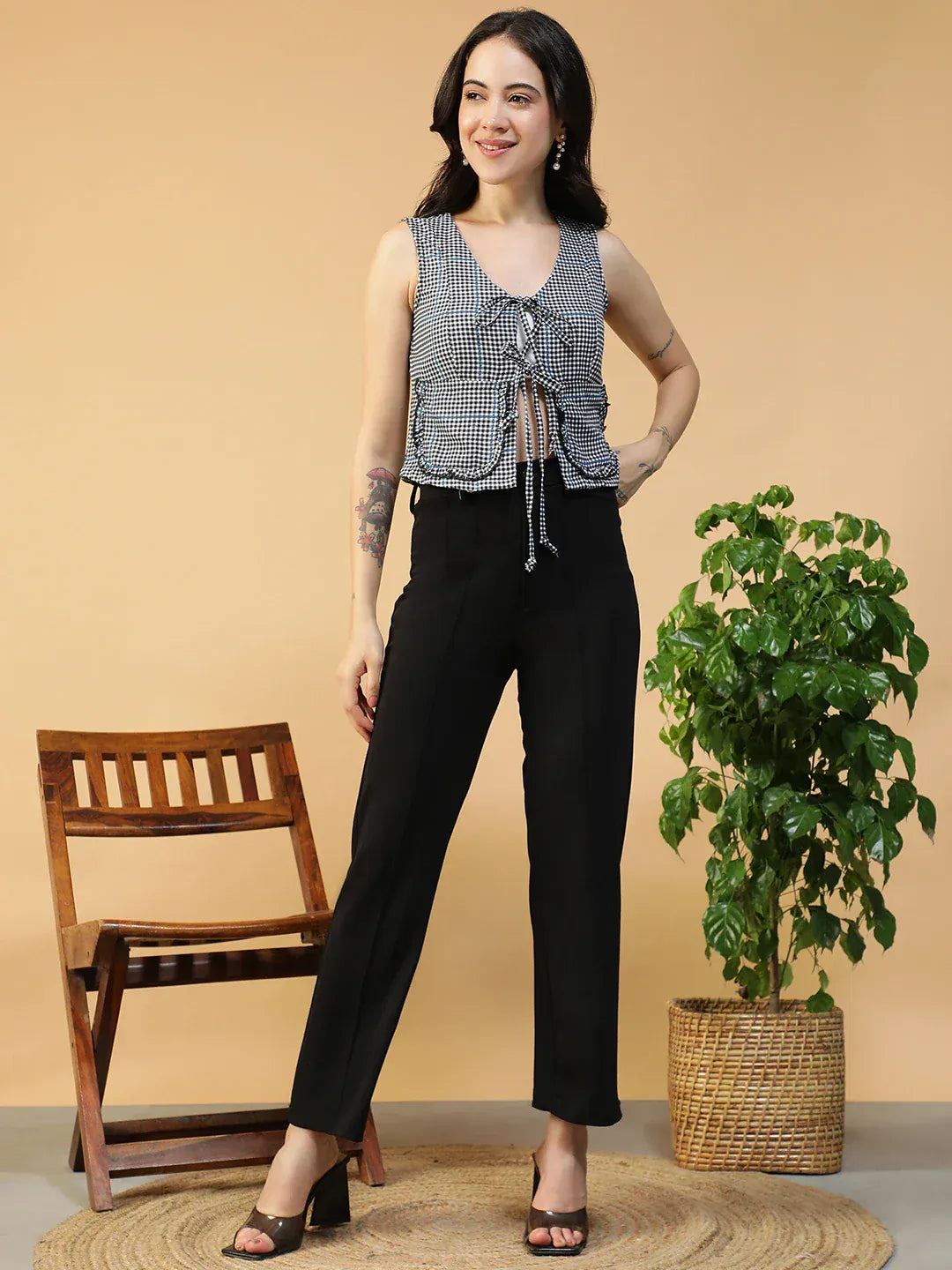 Women Black Check Slub V-Neck Sleeveless Tie-Up Top With Front Pockets