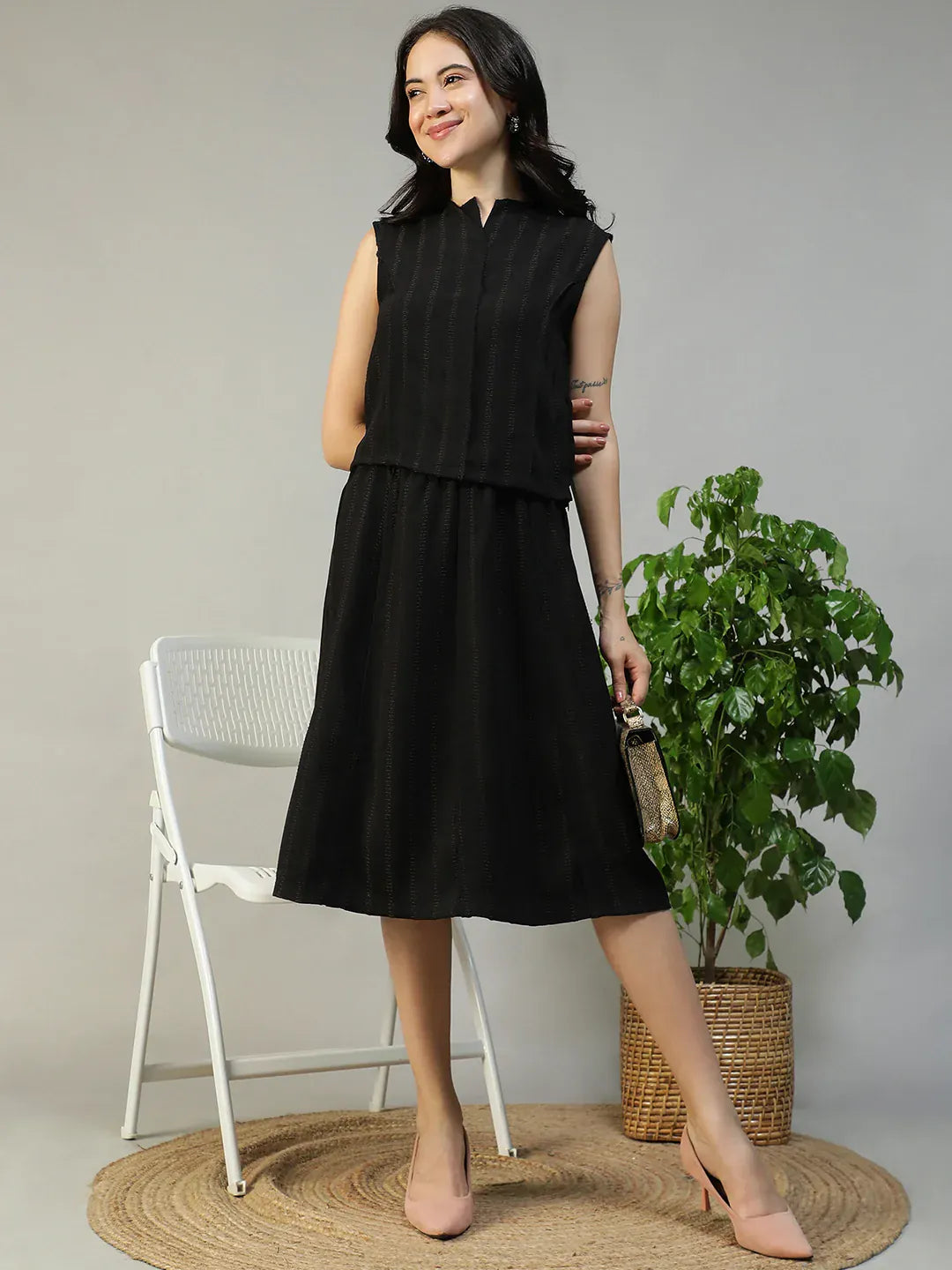 Women Black Stripe Sleeveless Top & Knee-Length Skirt Co-Ord Set