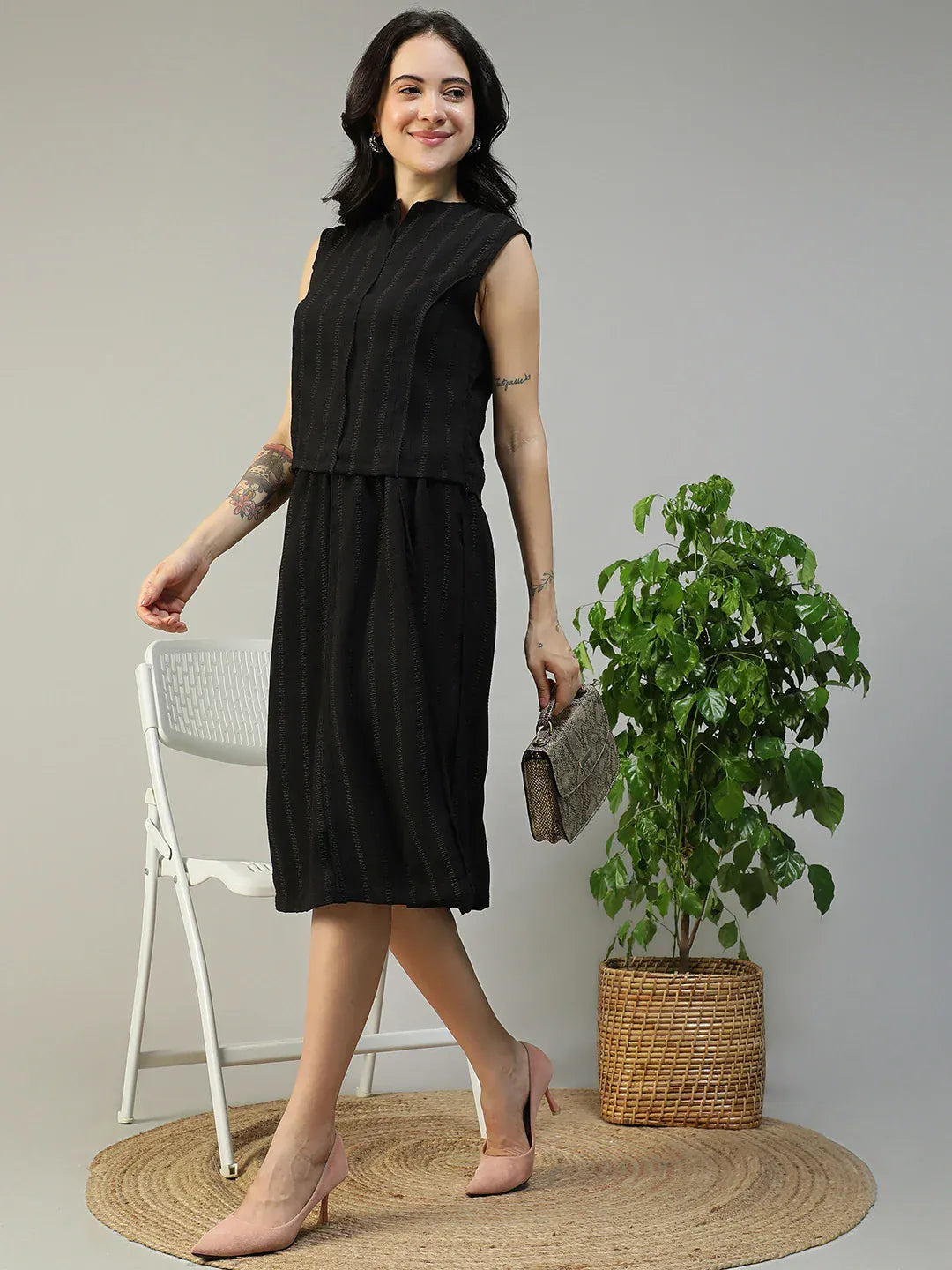 Women Black Stripe Sleeveless Top & Knee-Length Skirt Co-Ord Set