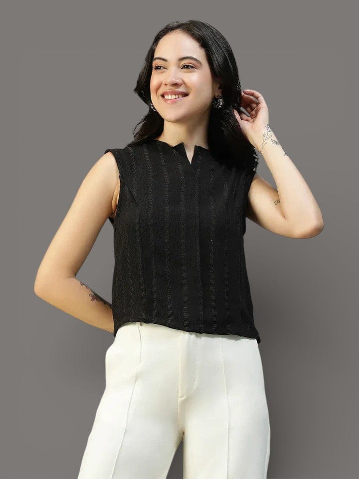 Women Black Round Neck Sleeveless Top With Side Zip Closure