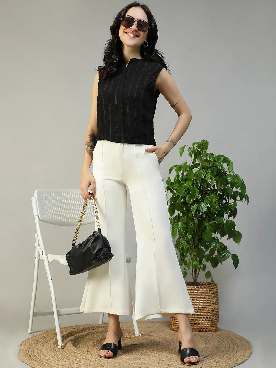 Women Black Round Neck Sleeveless Top With Side Zip Closure