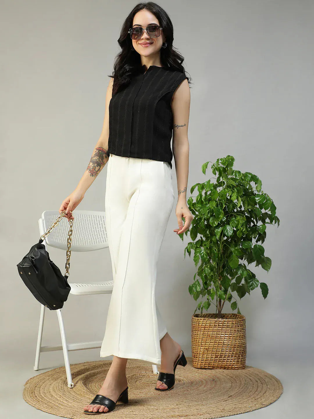 Women Black Round Neck Sleeveless Top With Side Zip Closure