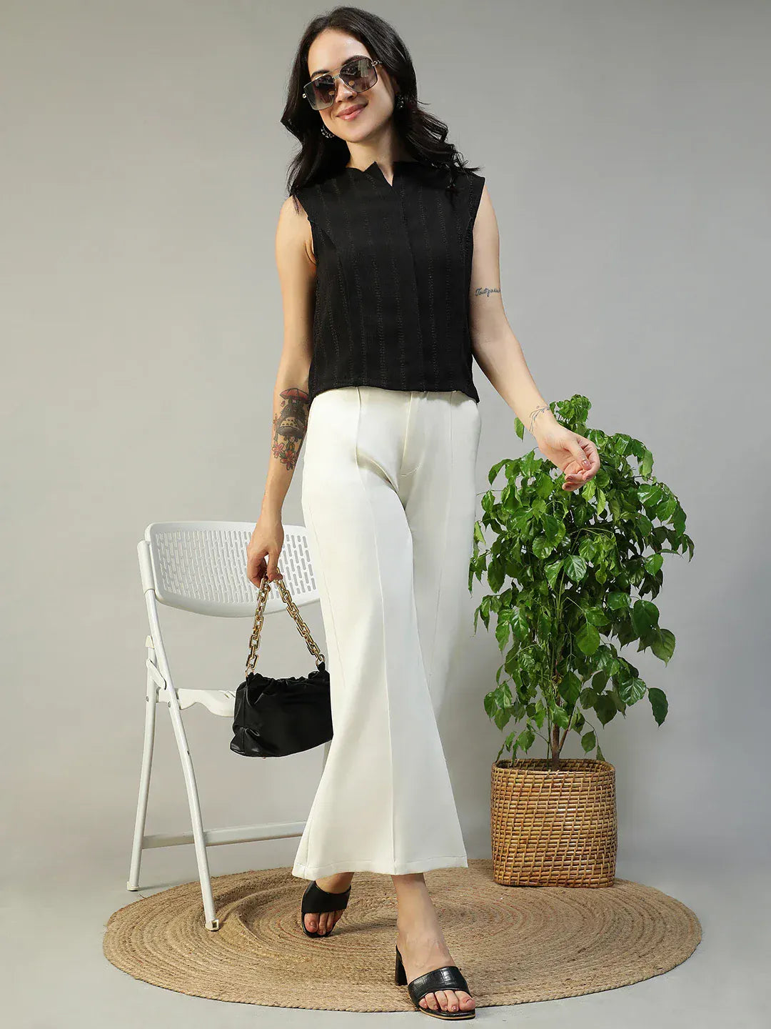 Women Black Round Neck Sleeveless Top With Side Zip Closure