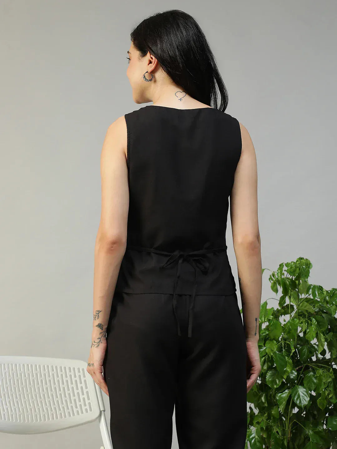 Women Black Button Down Sleeveless Top With Back Tie-Up Belt