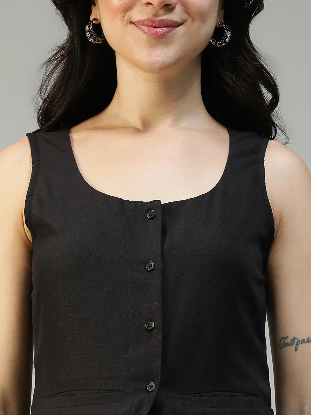 Women Black Button Down Sleeveless Top With Back Tie-Up Belt