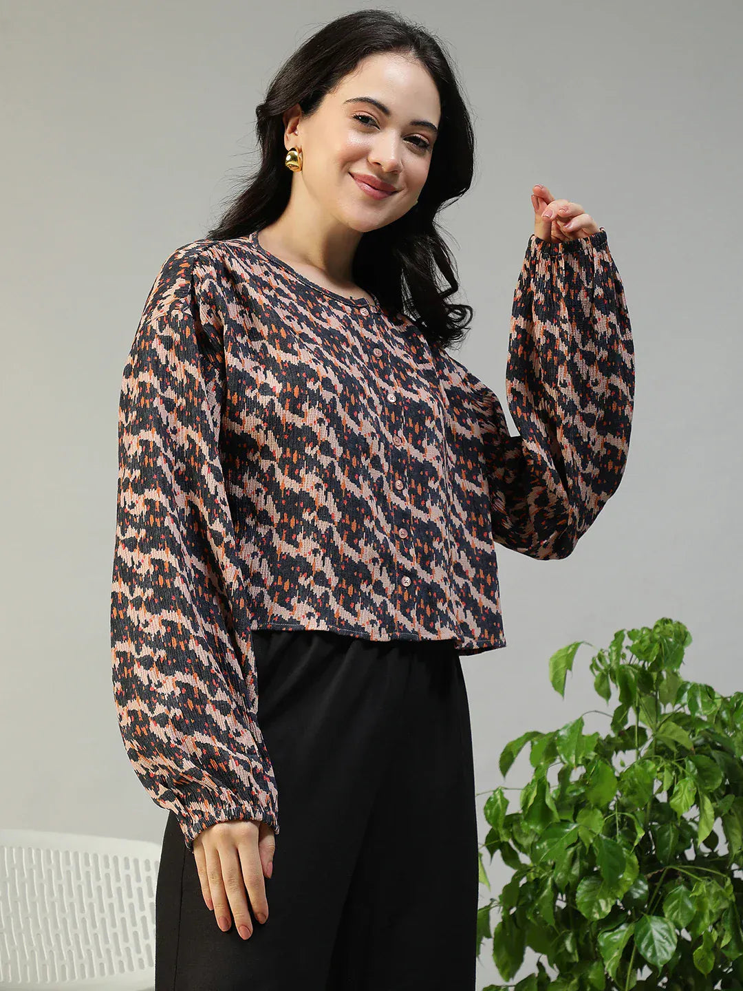 Women Brown Abstract Print Round Neck Long Sleeve Top