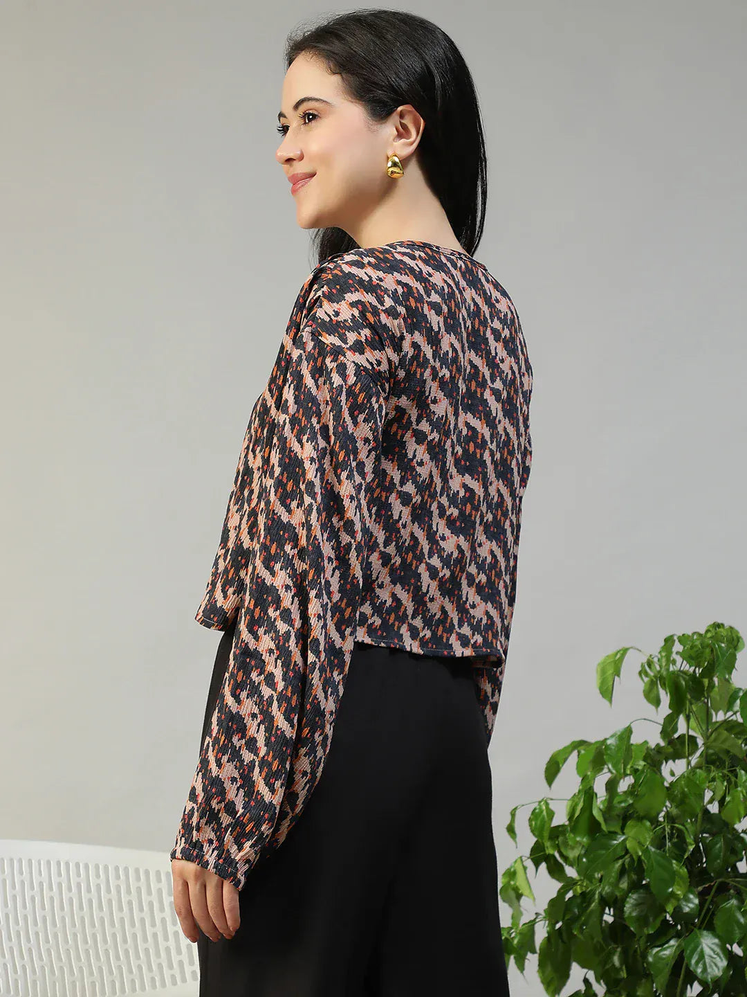 Women Brown Abstract Print Round Neck Long Sleeve Top