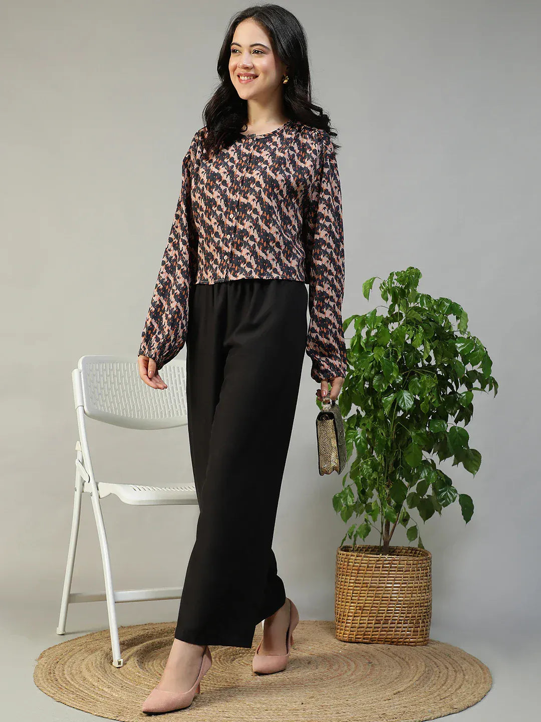 Women Brown Abstract Print Round Neck Long Sleeve Top