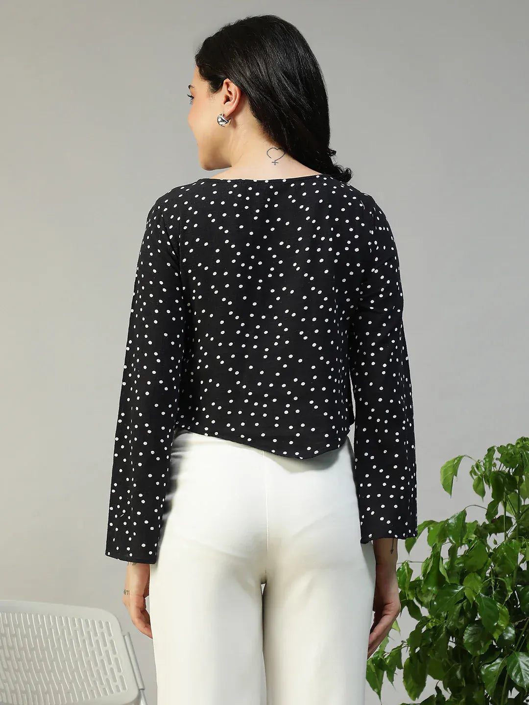 Women Black Dot Print Sweetheart Neck Long Sleeve Cotton Linen Top
