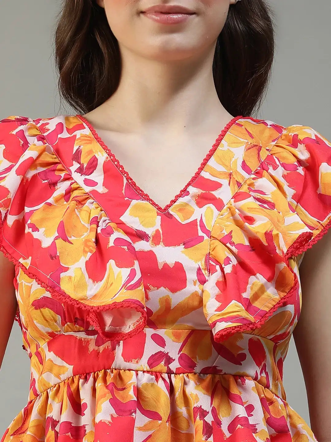 Women Floral Print V-Neck Short Sleeve Peplum Top With Ruffle Detail