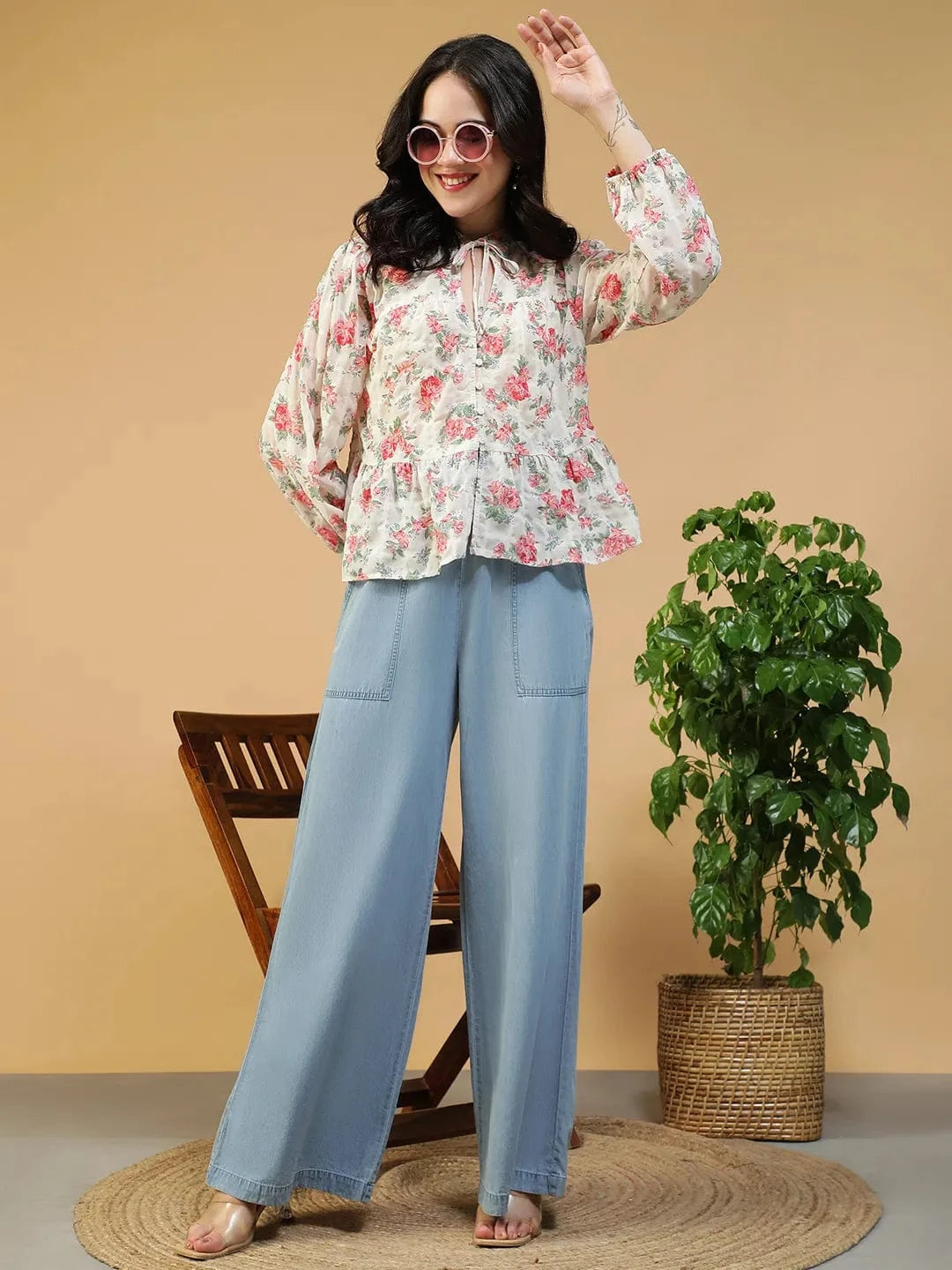 Fresh Multicolor Floral Print Key Hole Neck With Tie-Up Detail Long Sleeve Women Peplum Top