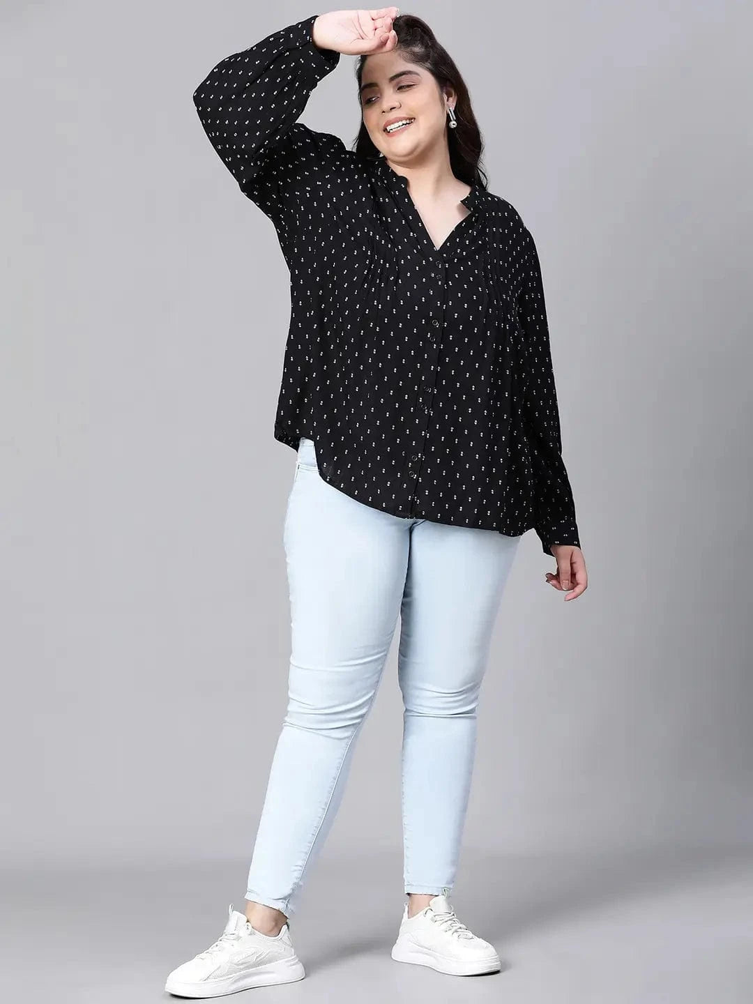 Women Plus Size Black Floral Print V-Neck Long Sleeve Top