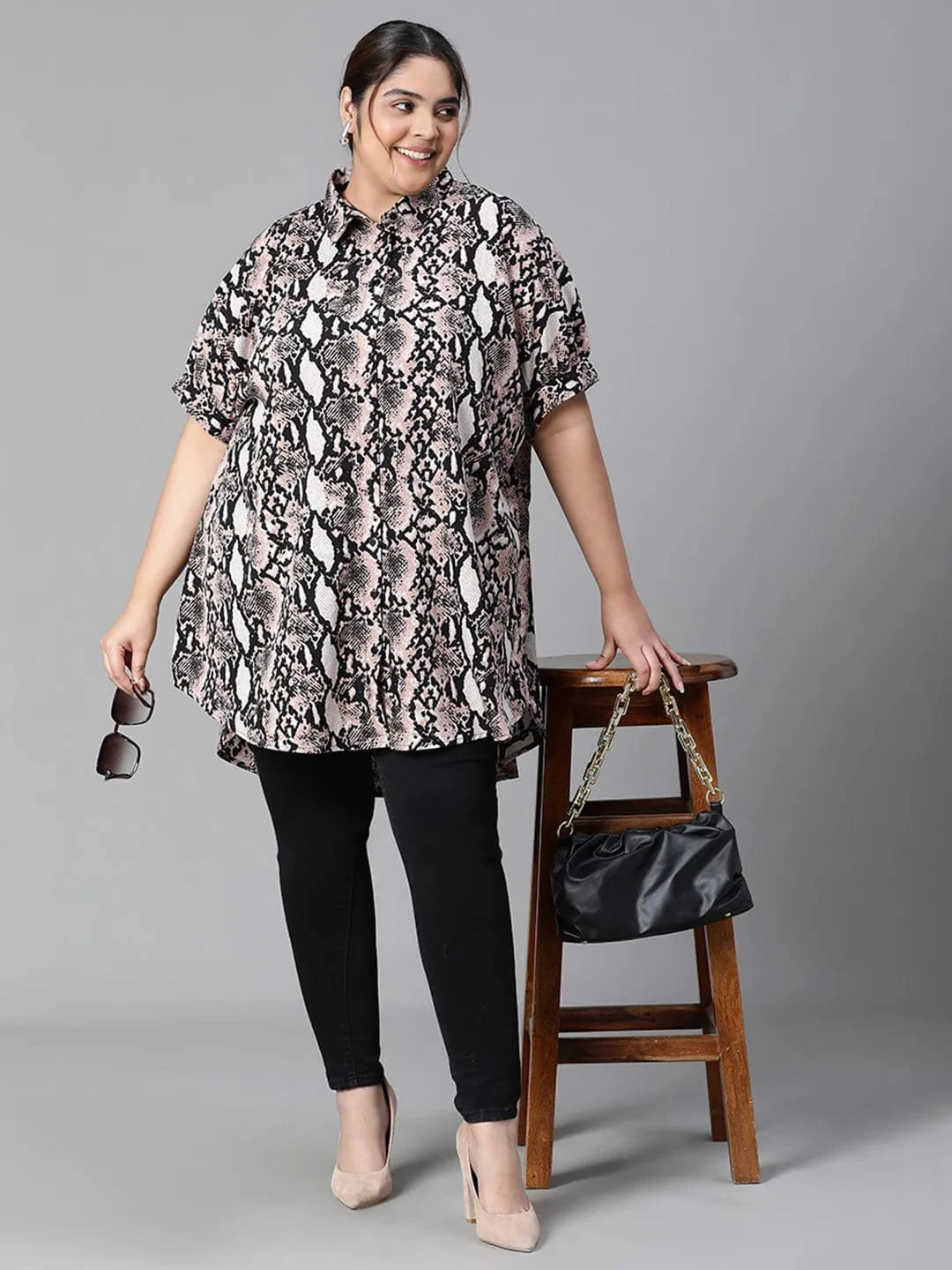 Women Plus Size Multicolor Animal Print Collar Style Butto Detail Short Sleeve Baggy Style Top