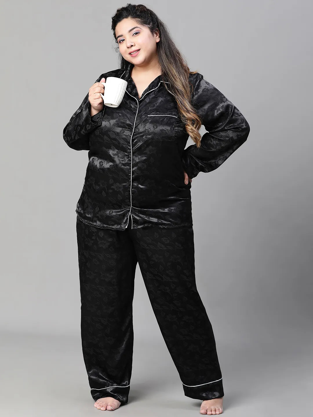 Black Tactile Art Shirt Pajama Plus Size Nightwear Set