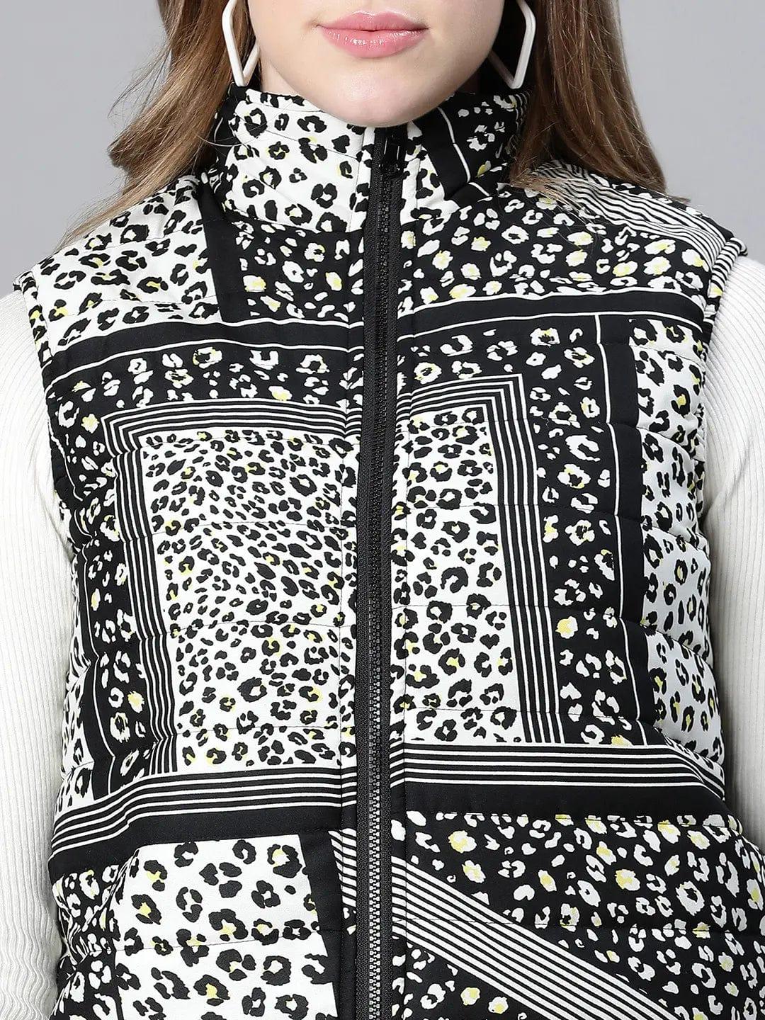 Women Black Animal Print Zip Lined Sleeveless Reversible Jacket