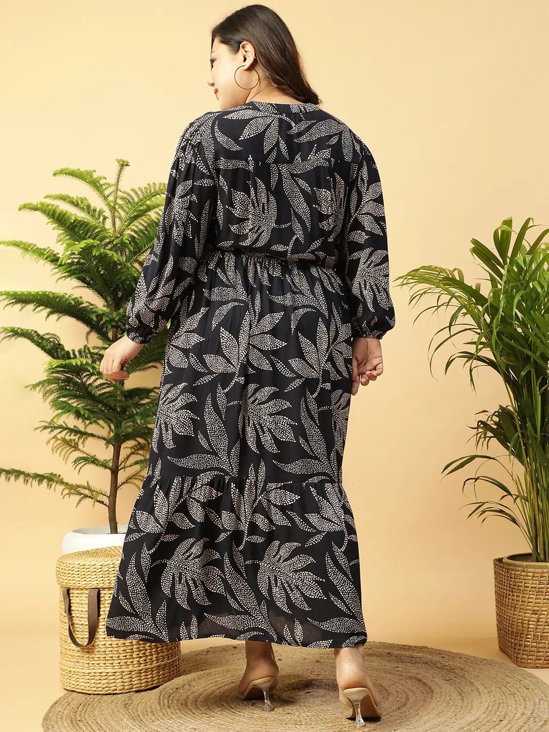 Flirty Black rayon Tropical Print  Long-Sleeve Elasticated Plus Size Women Dress