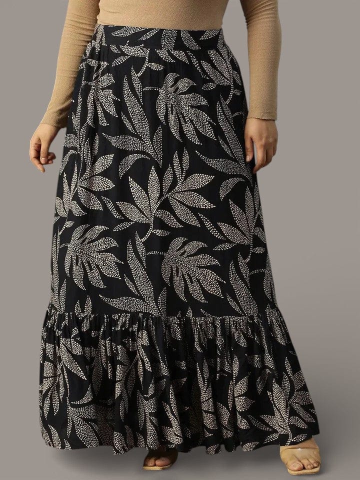 Plus Size Black Tropical Print Skirt