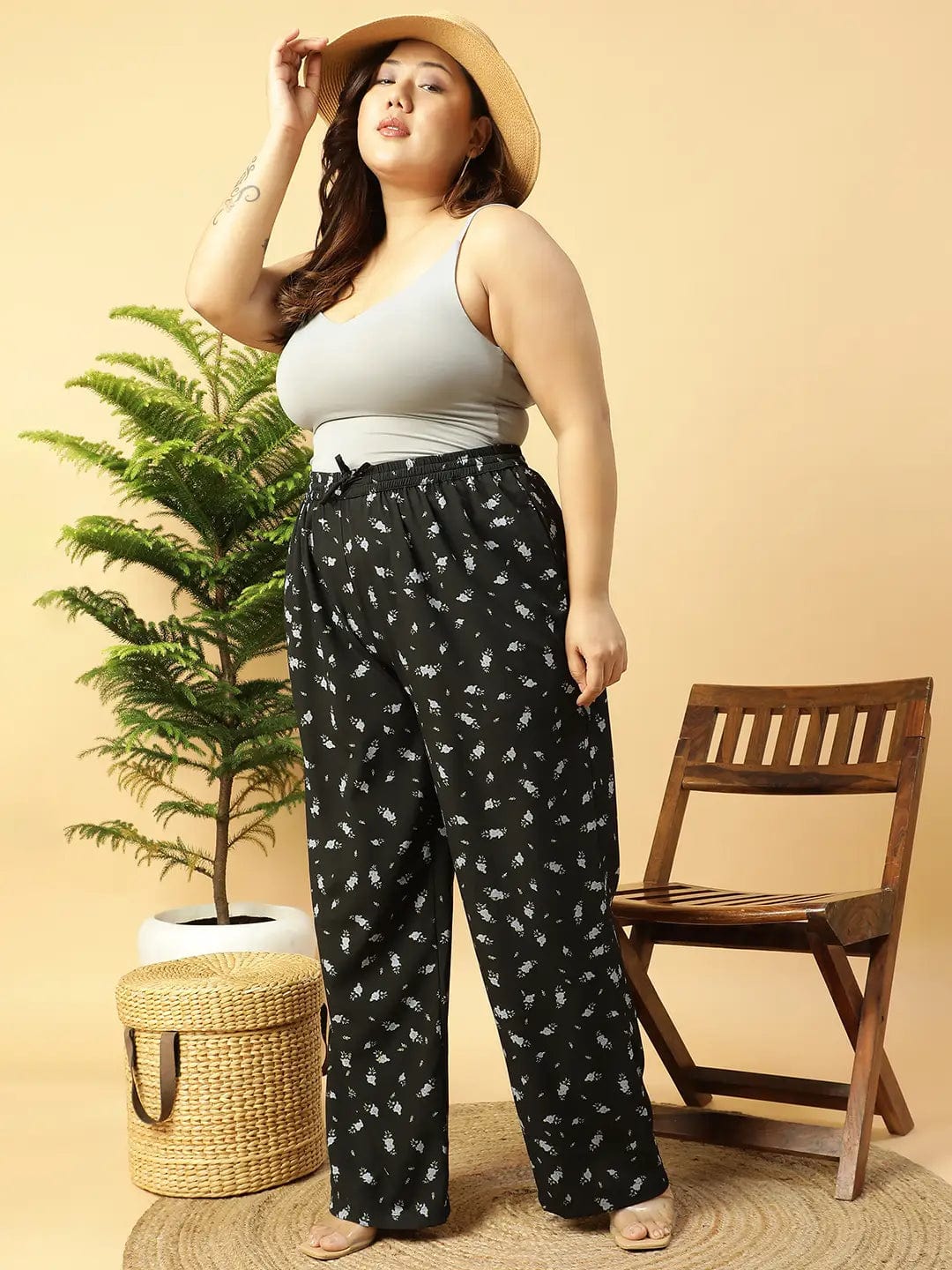 Craze Black Floral Print Elasticated Plus Size Women Pant