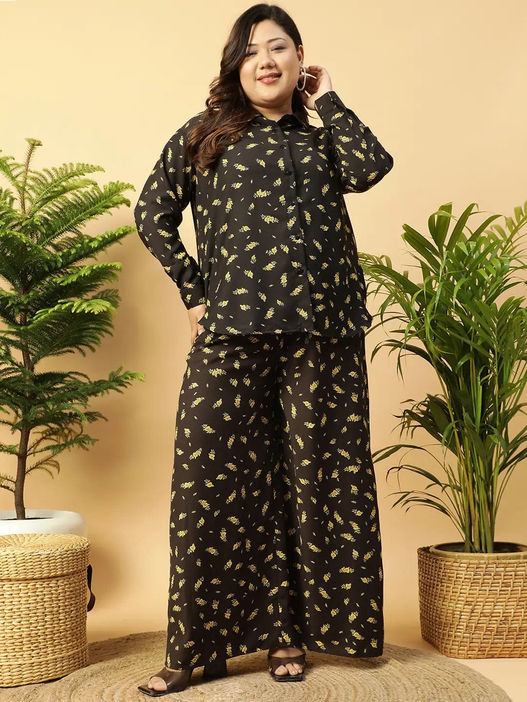 Well Black rayon print  Collared Button-Down Plus-Size  Women Shirt