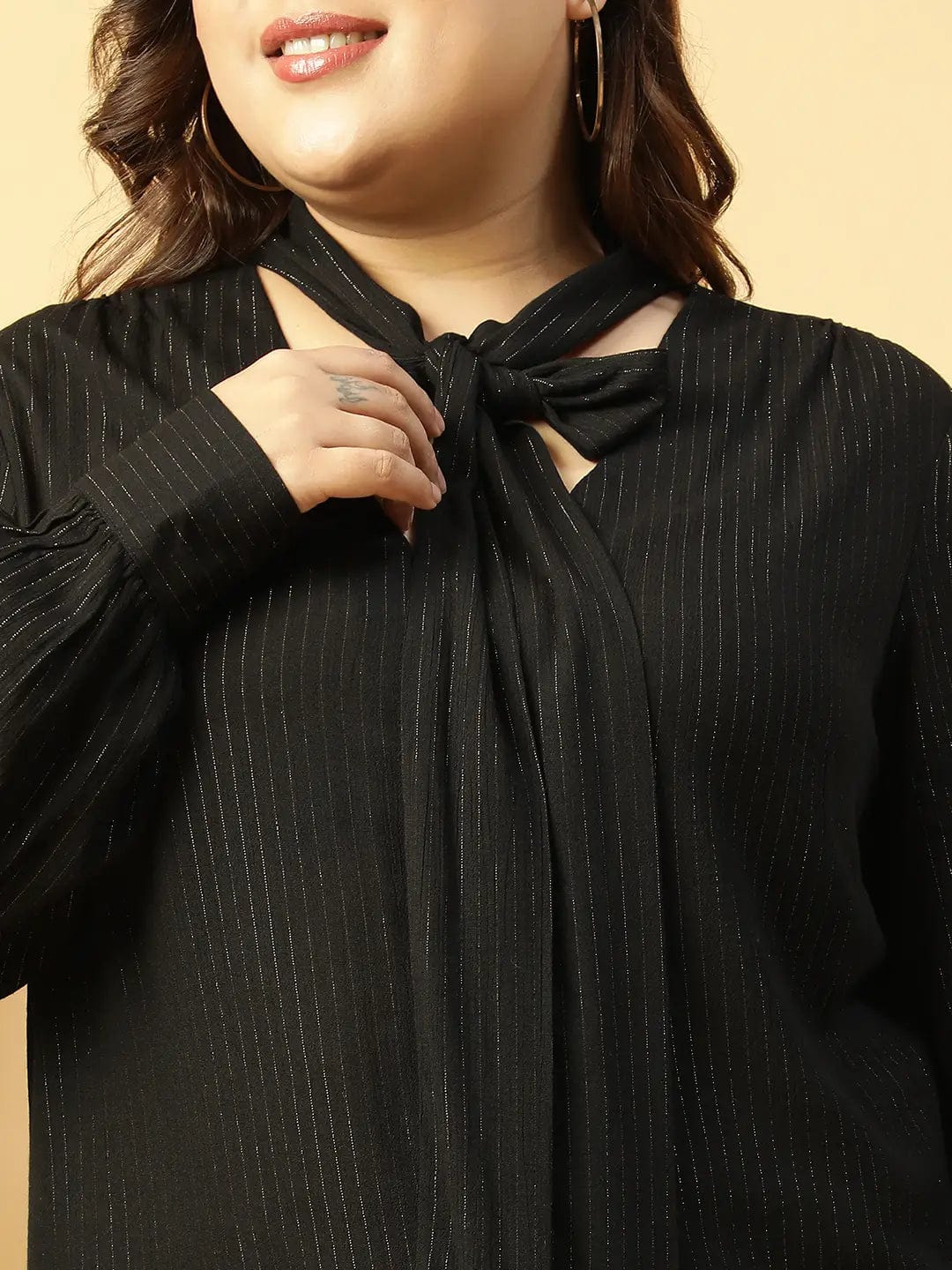 Black Lurex rayon solid V- Neck With Tie-knot Belt Long Sleeve Plus Size Women Top