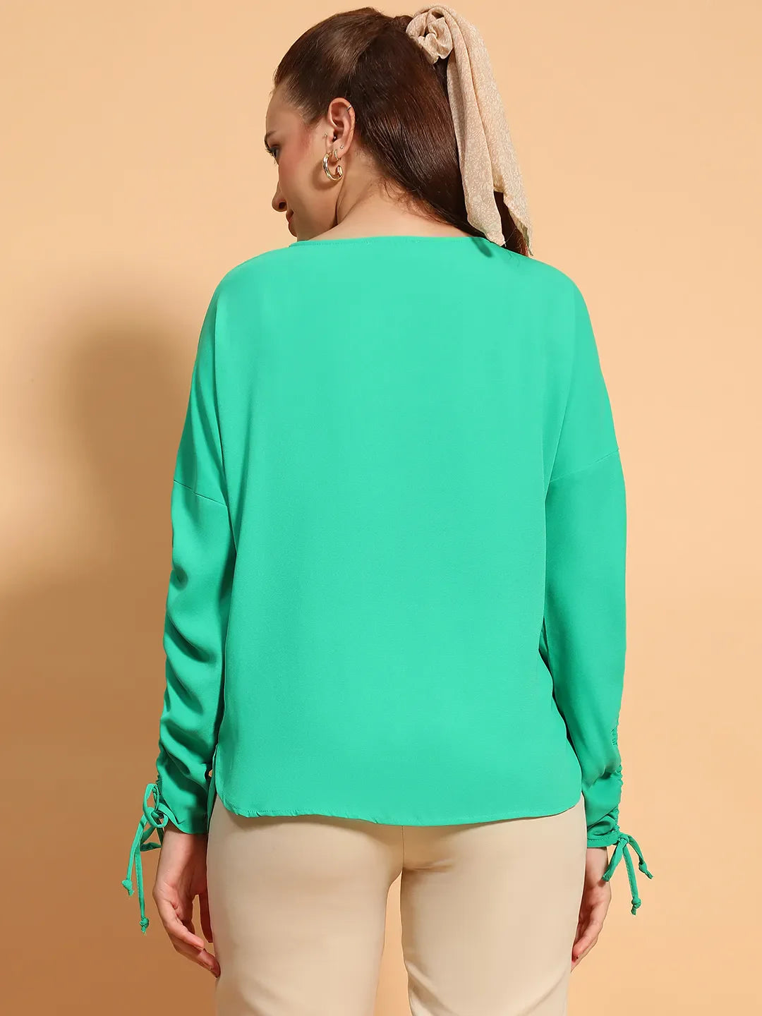 Green Round Neck Long Sleeve Gather Pleated Elasticated Sleeve Women Top