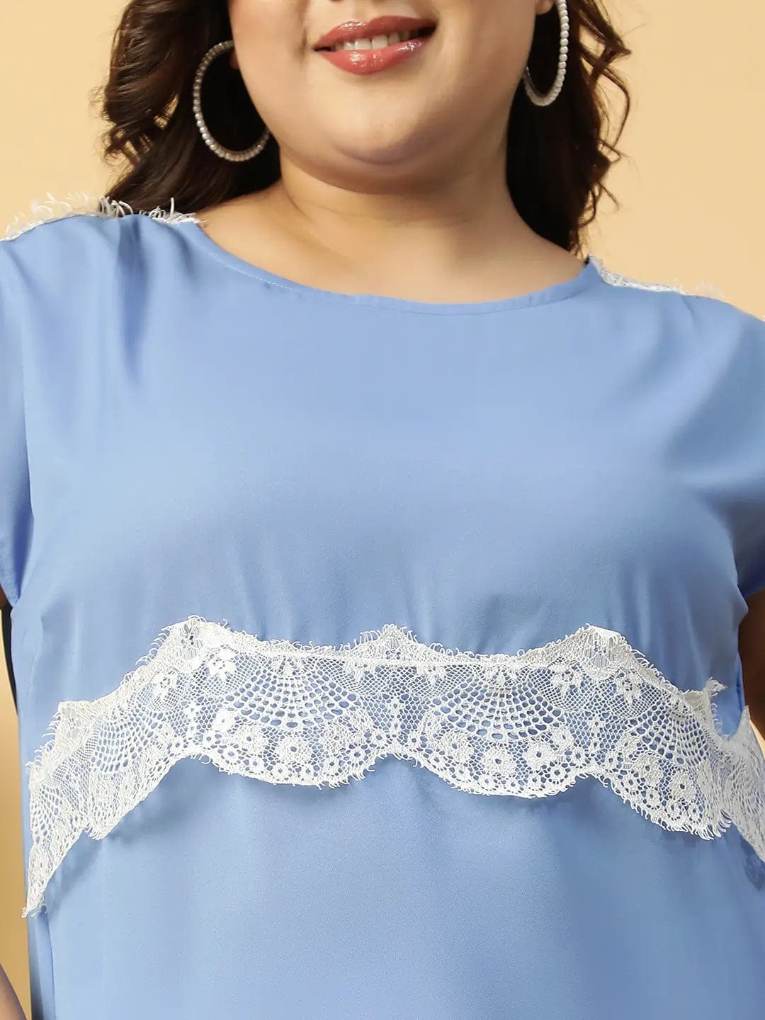 Like Blue Short Sleeve Lace Detailed Plus Size Women Top