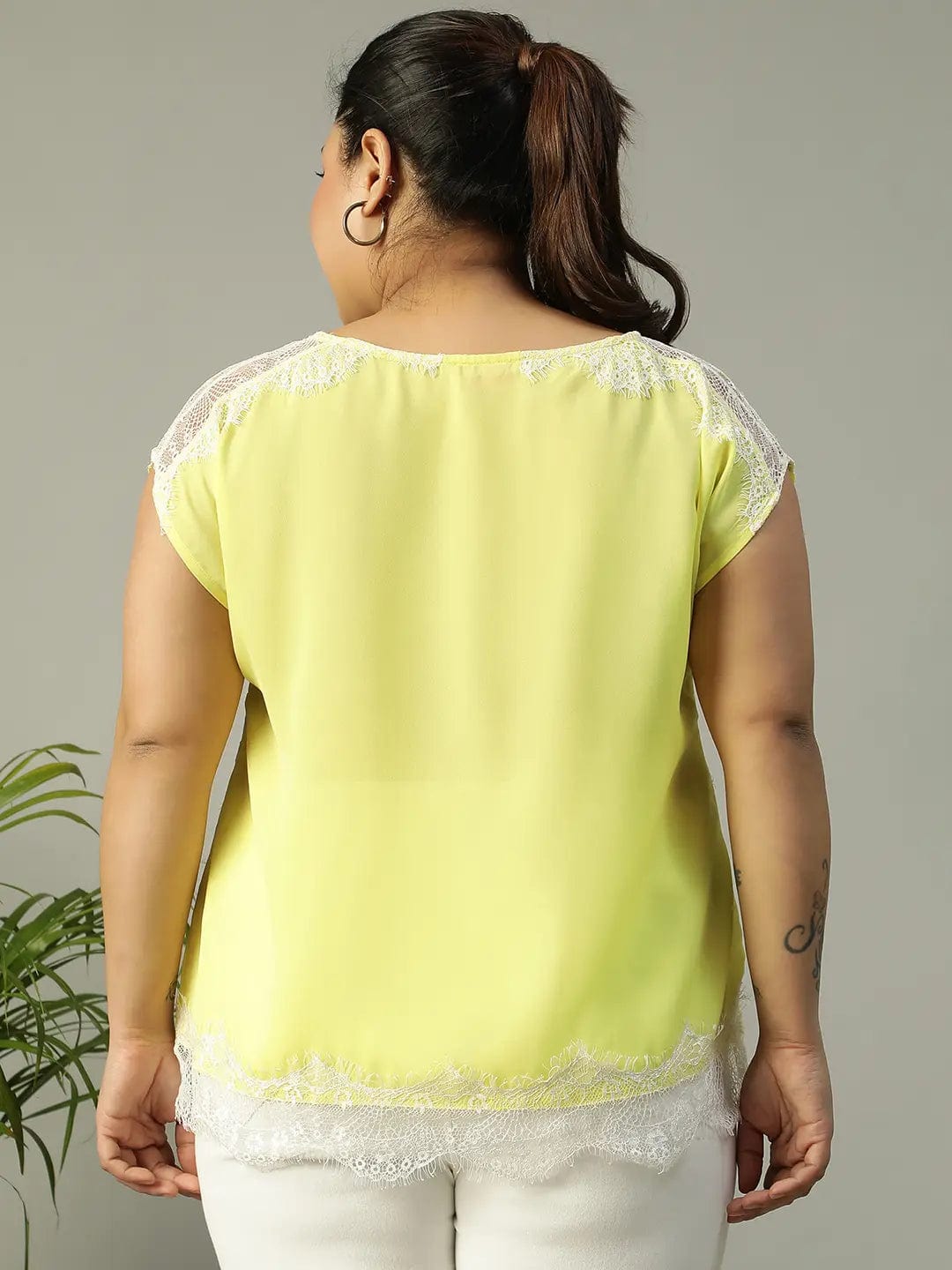 The Yellow Short Sleeve Lace Detailed Plus Size Women Top