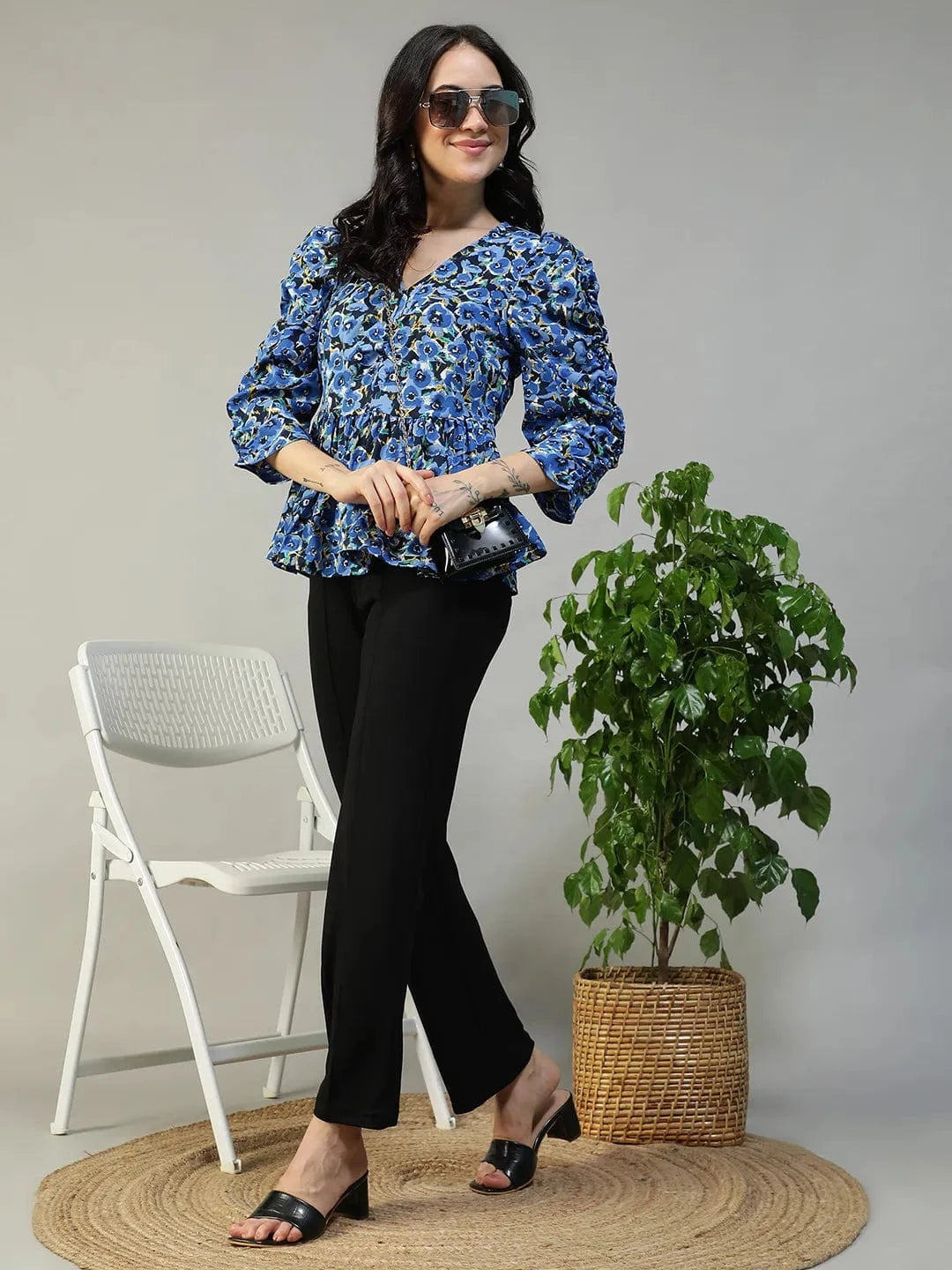Surprised Blue Floral Print V-Neck Long Puff Sleeve Women Top