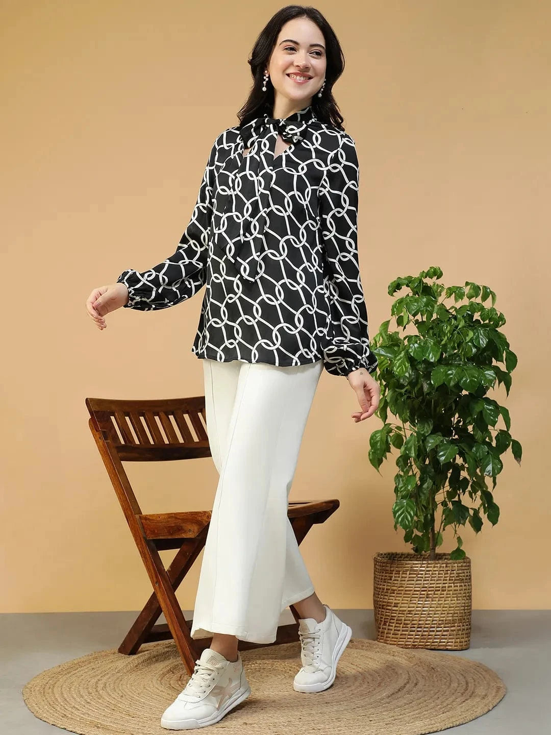 Quaint Black Abstract Print Round Neck With Tie-Up Detail Long Sleeve Women Top
