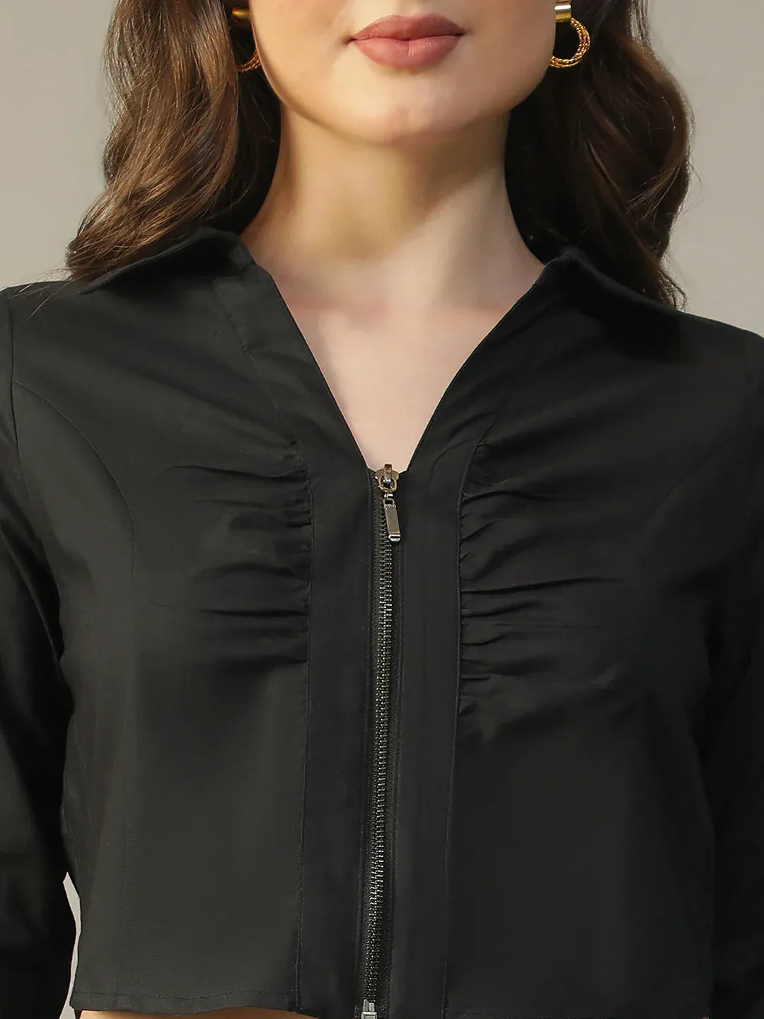 Black Cotton Women’s Crop Top with Collar & Zip Front