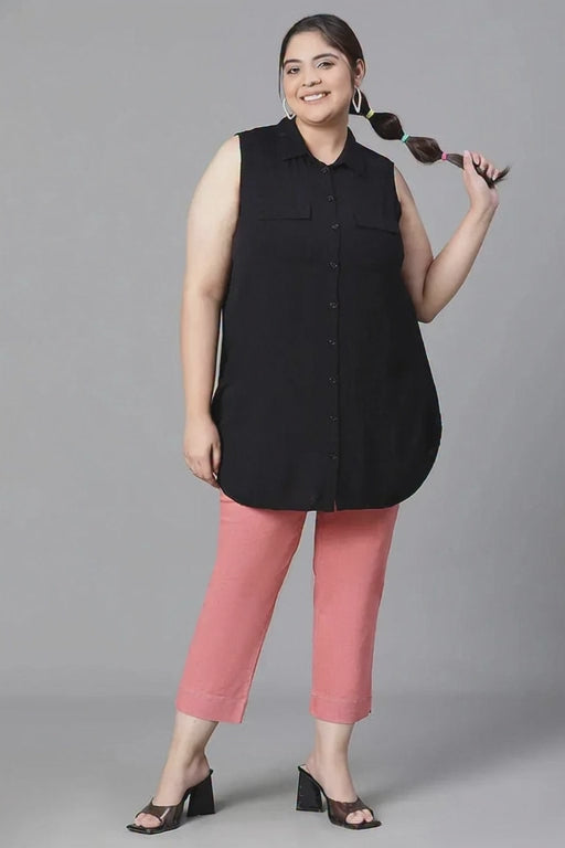 Plus Size Shirt Delicate Black Collared Sleeveless